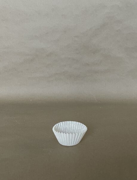 White Paper Baking Cup 1.4